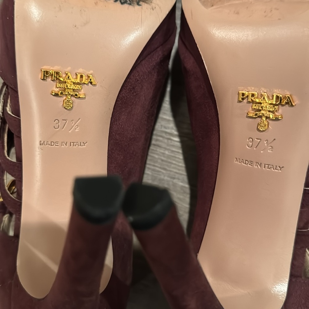 Prada Deep Burgundy Heels with Gold Accents - Picture 5 of 6